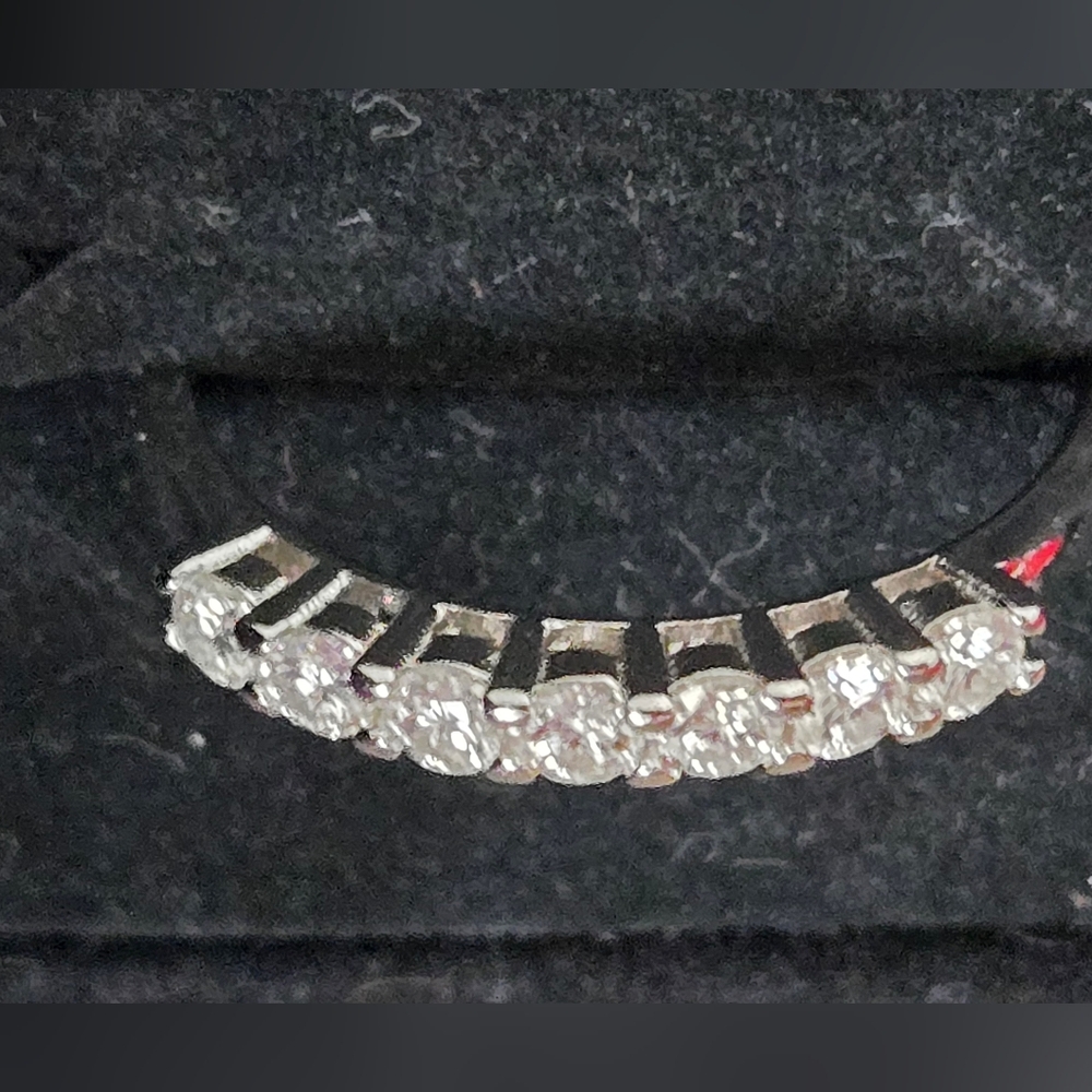 .44ct Moissanite Band Ring $399 Retail - Picture 3 of 4